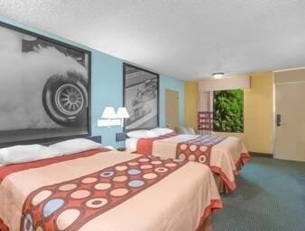 Super 8 by Wyndham Dunn Motel Bagian luar foto